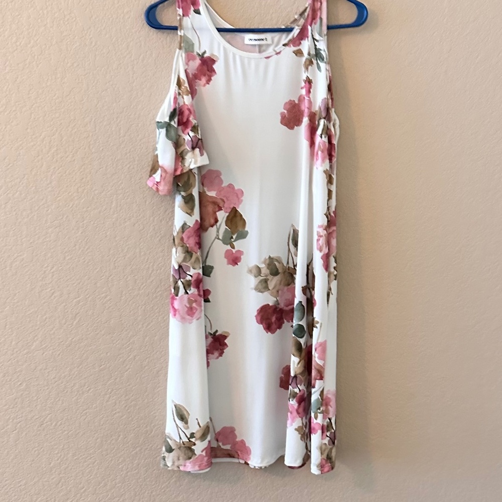 Ivory Cold Shoulder Floral Dress With Pockets
